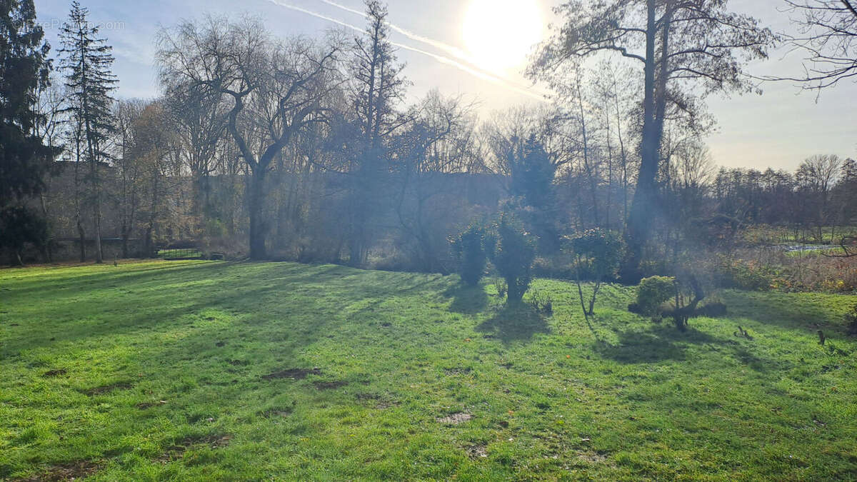 Appartement à SAINT-REMY-LES-CHEVREUSE