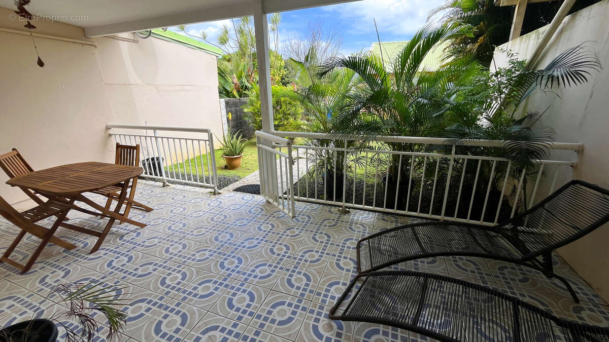 Maison à BAIE-MAHAULT