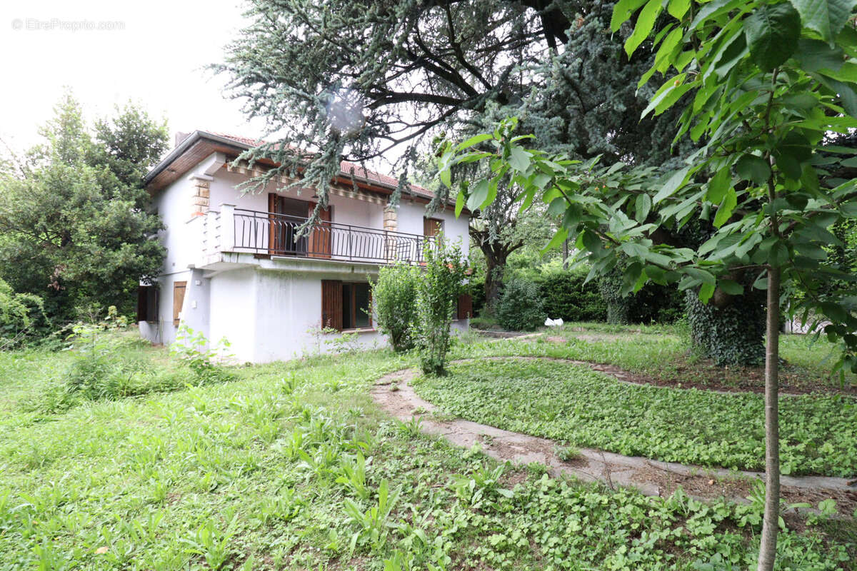 Maison à ECHIROLLES