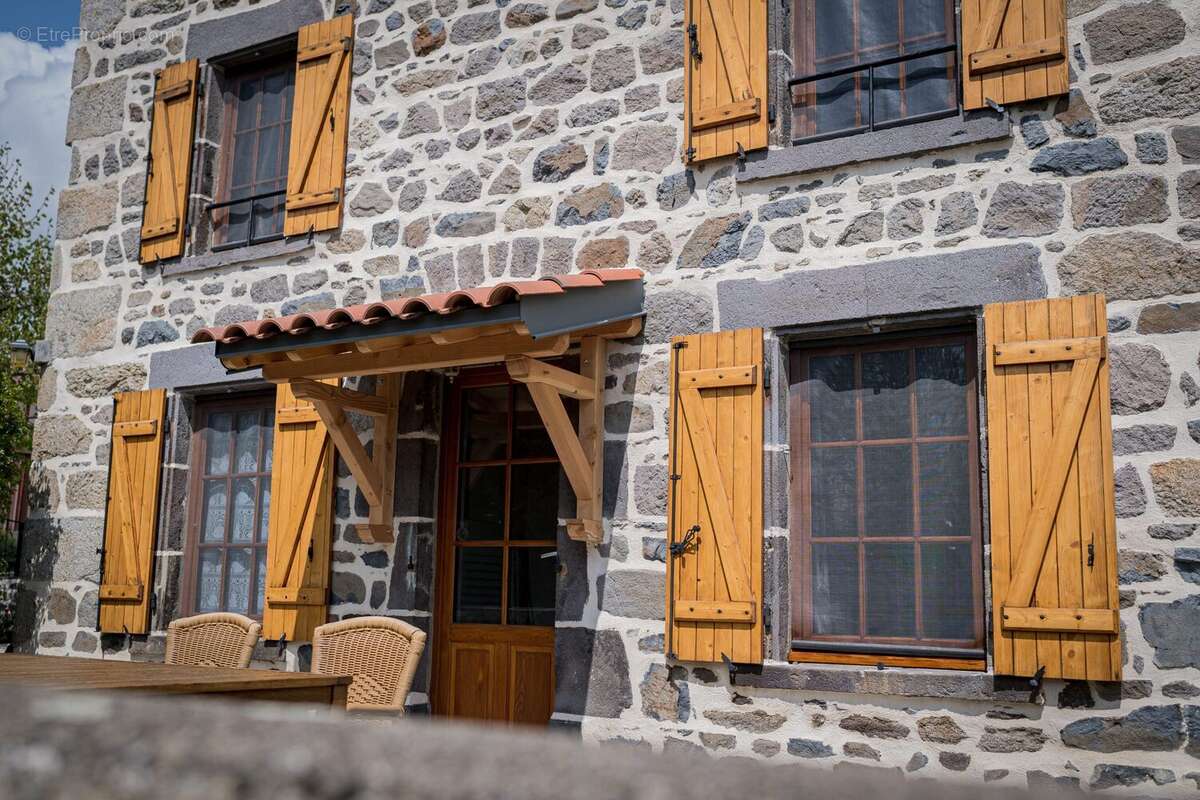 Maison à OLLOIX