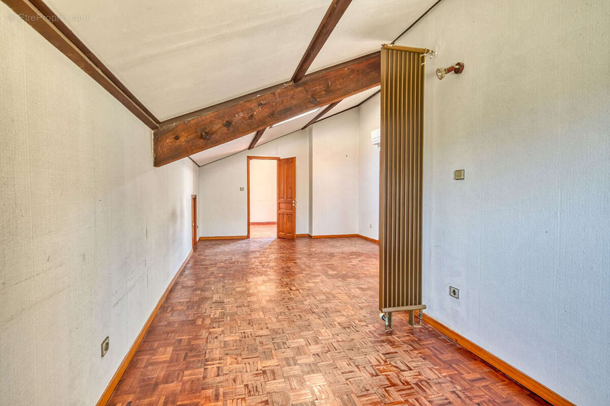 Appartement 99m² à bastia - photo 13