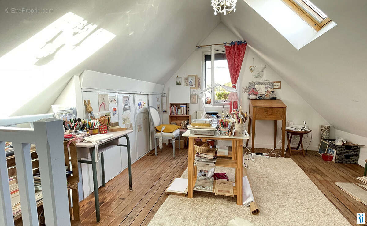 Maison à MONT-SAINT-AIGNAN