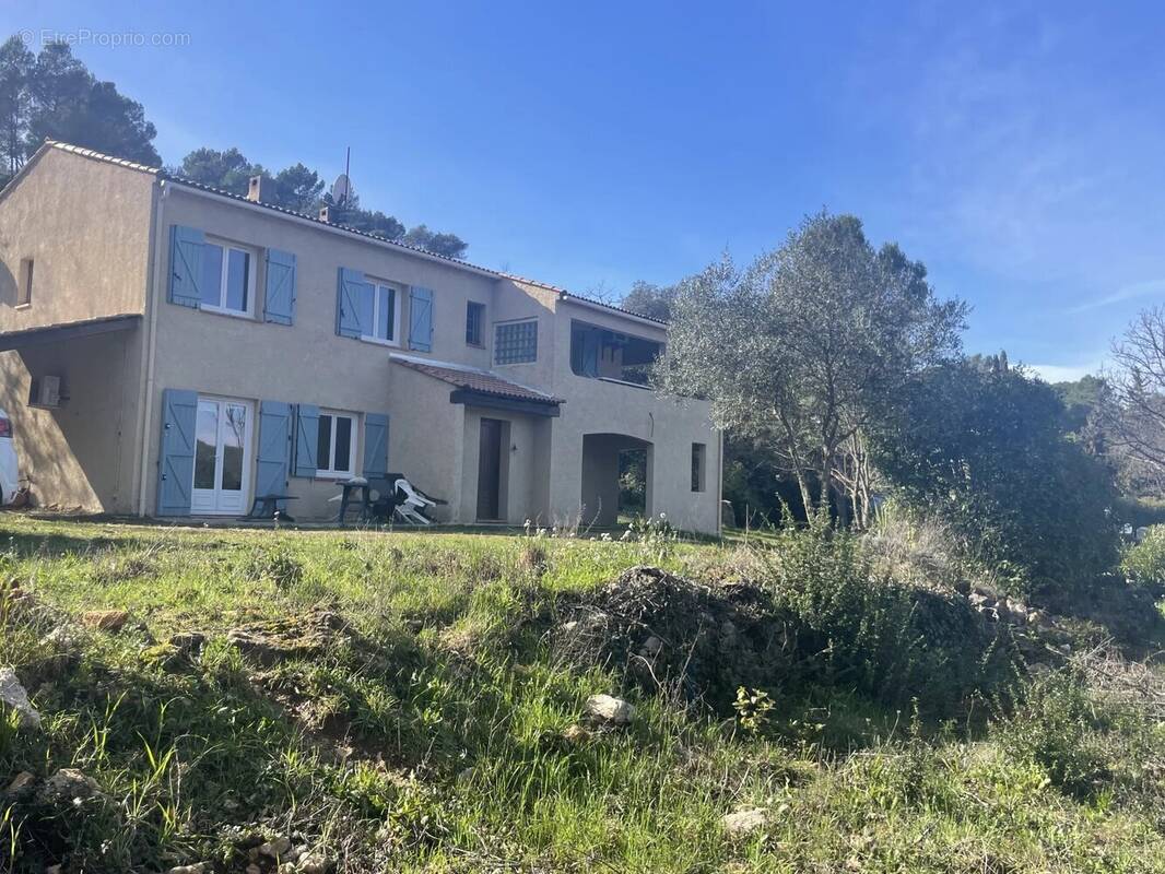 Maison à LORGUES