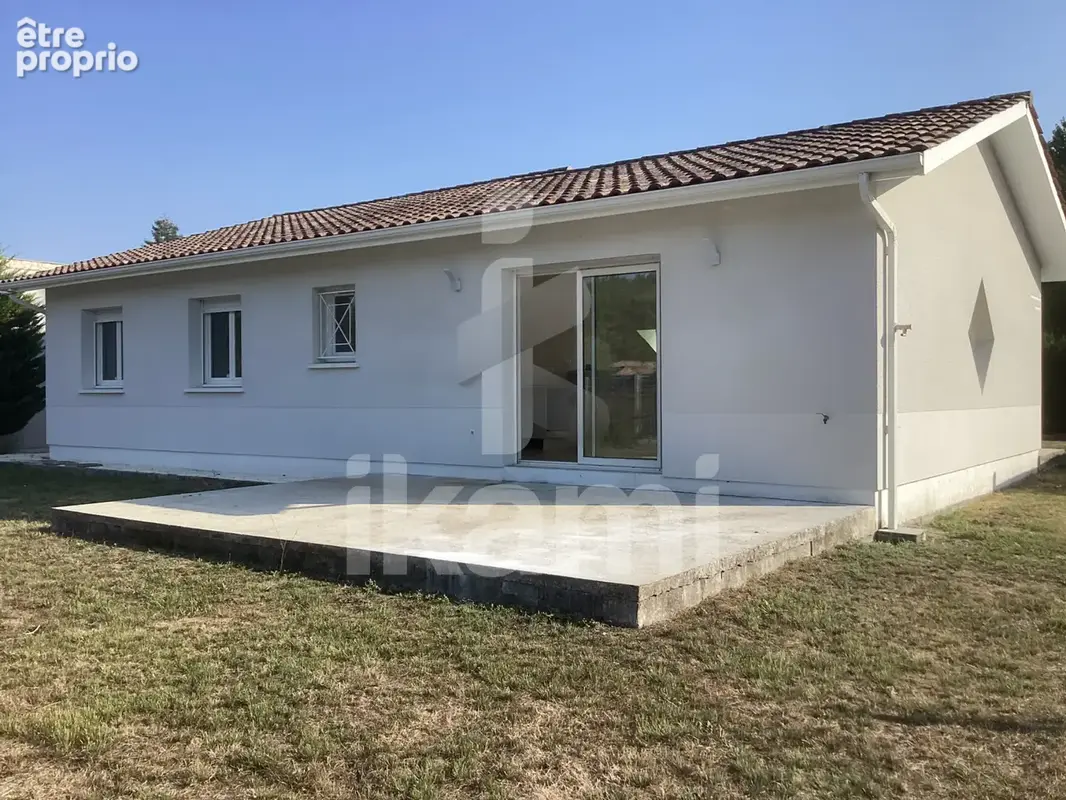 Maison T5 3 chambres avec garage avec son jardin de plus de 900m2 à Salles - photo 6