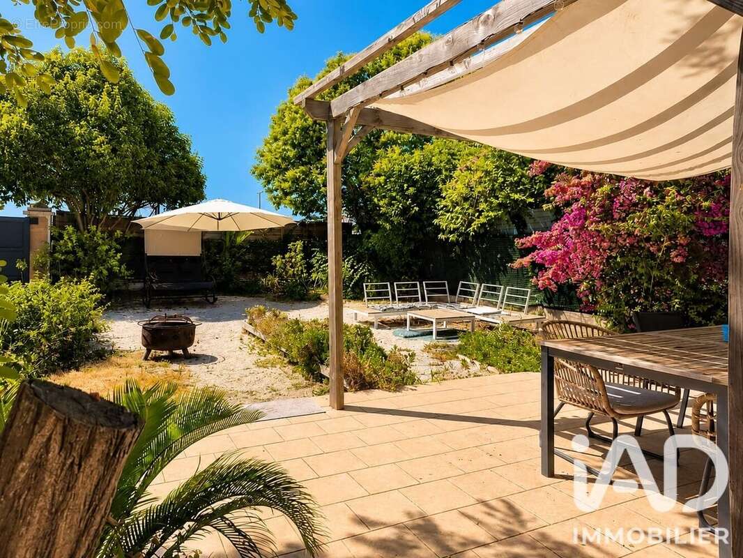 Photo 4 - Maison à HYERES