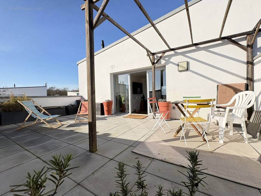 Appartement à BEZANNES