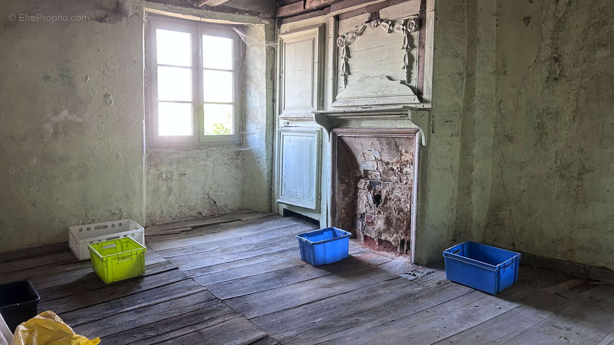 Aveyron : Hôtel particulier du XVIIe siècle à réinventer Potentiel 360 m² - photo 17