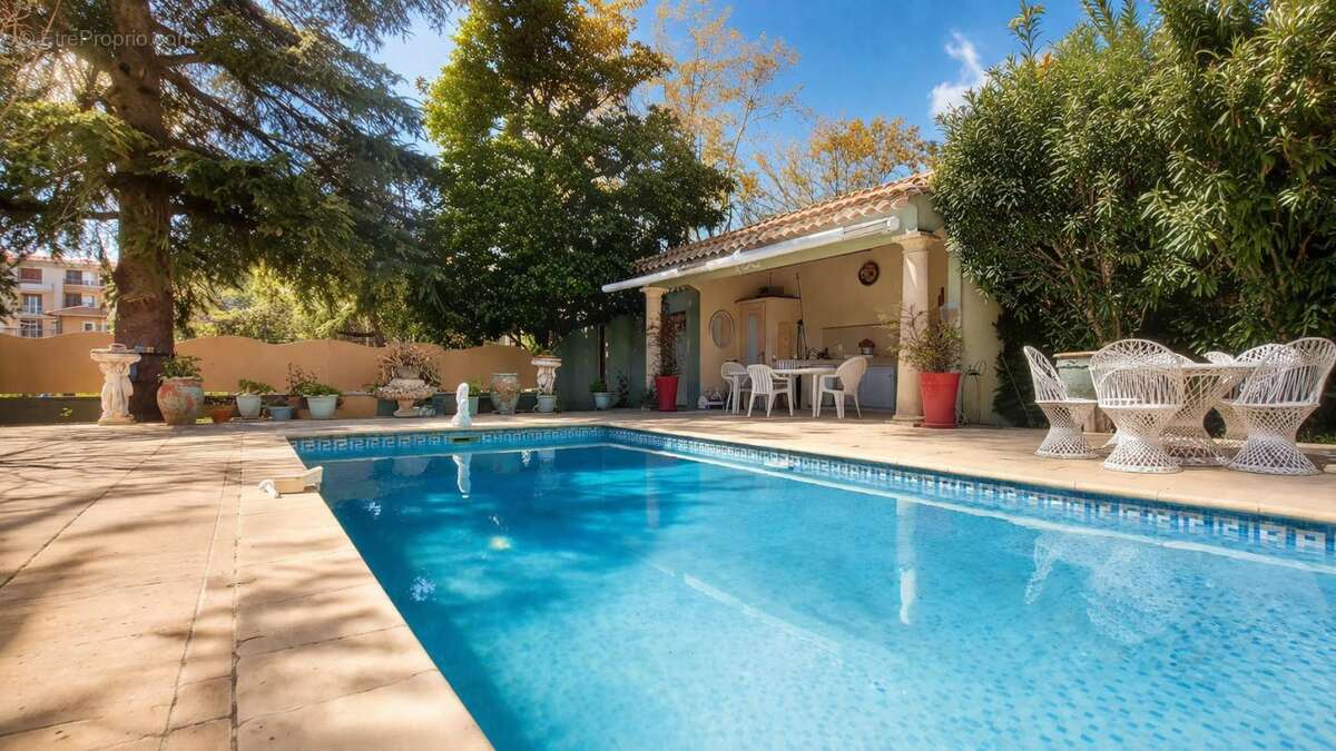 Maison à DRAGUIGNAN