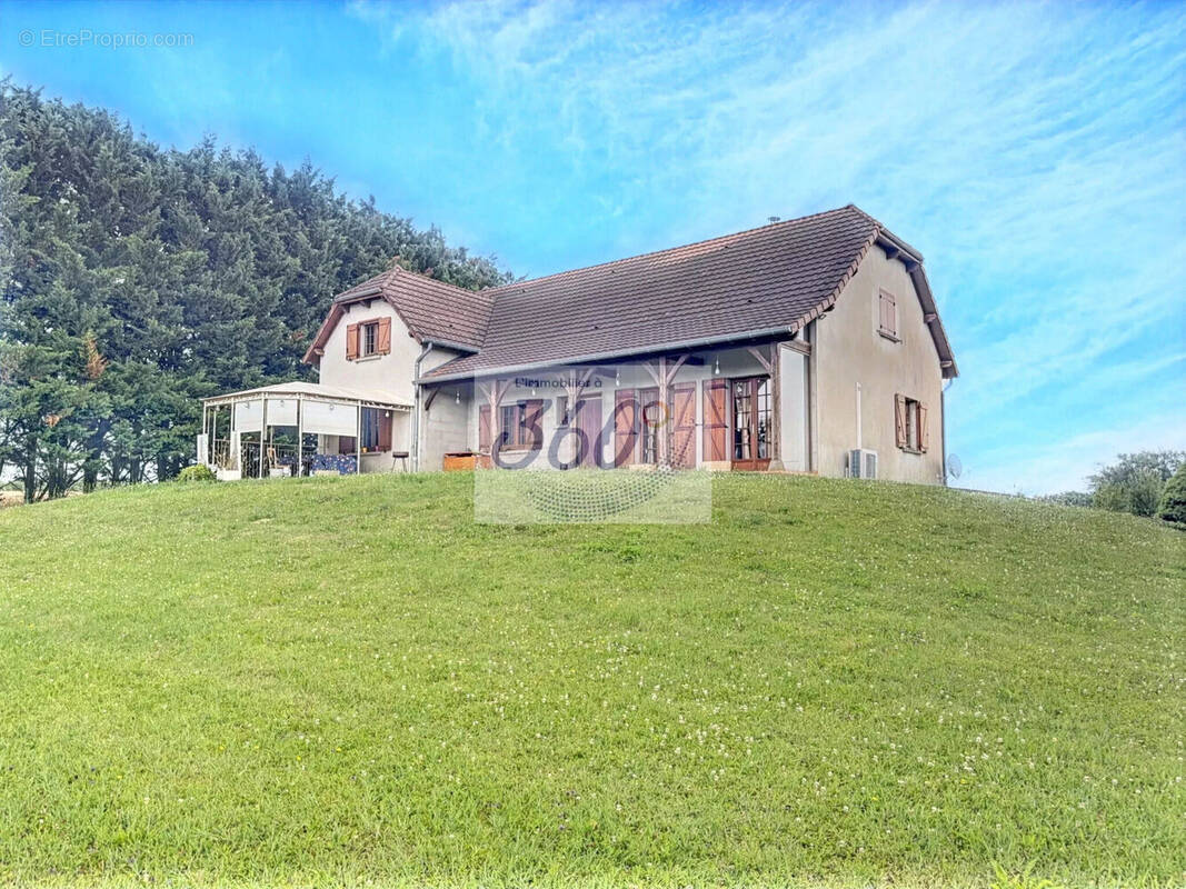 Photo 1 - Maison à LOUHANS