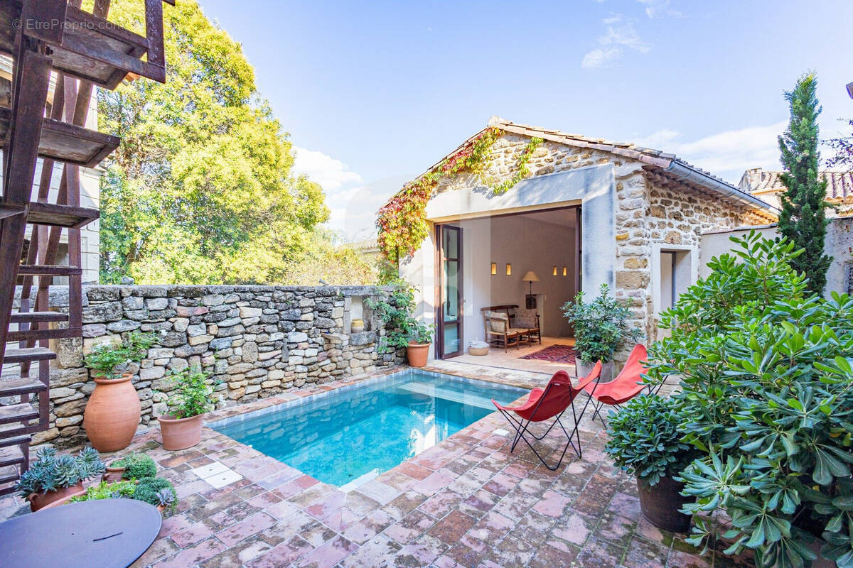 Maison à ROCHEGUDE