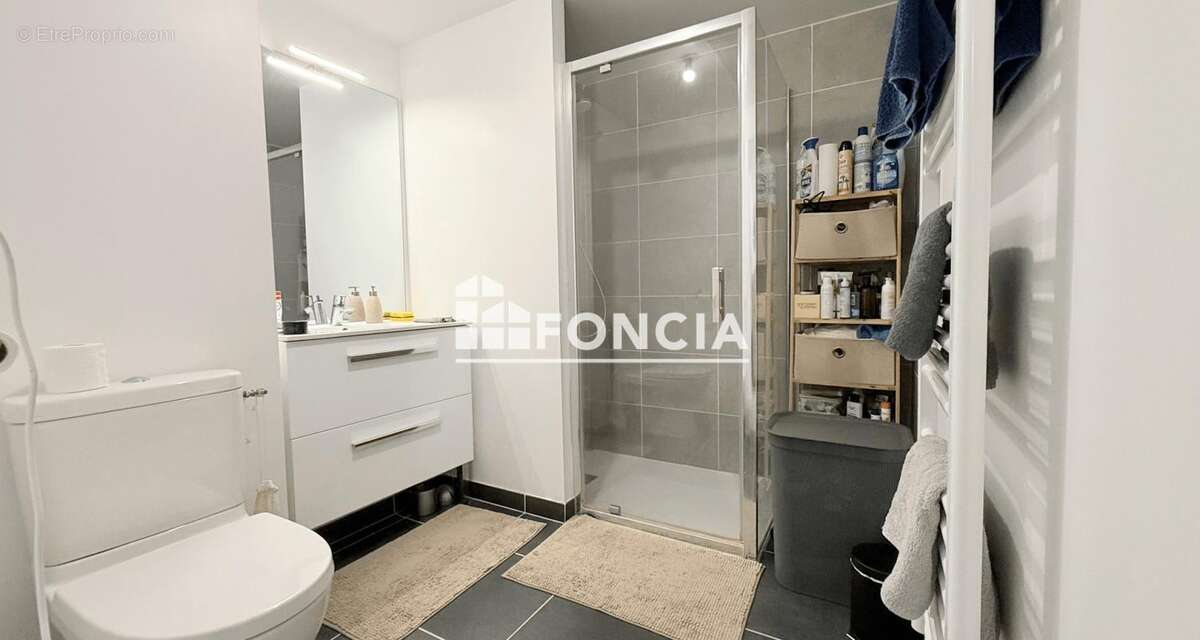 Appartement à BEZANNES