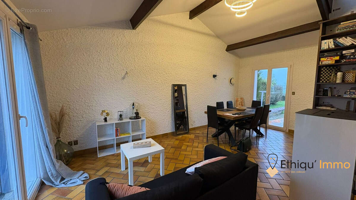 Maison à CHAUMONT