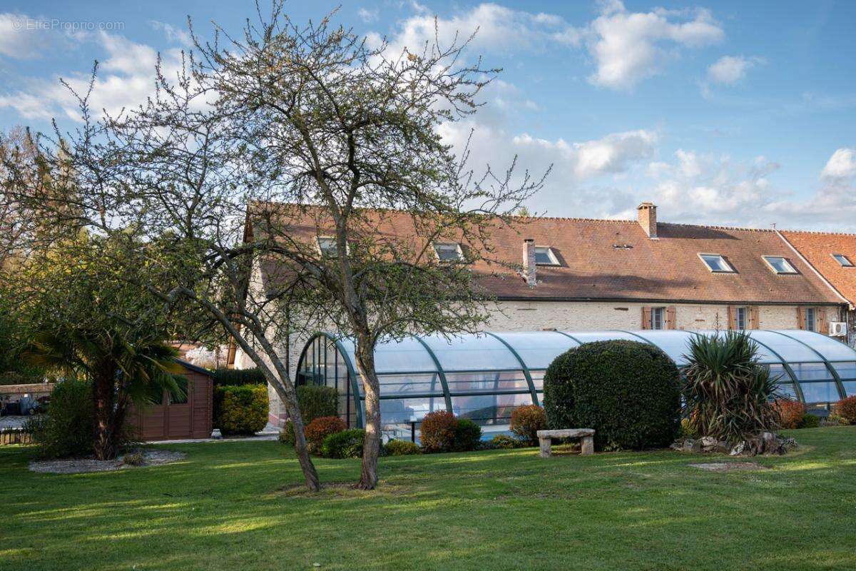 Maison à COULOMMIERS