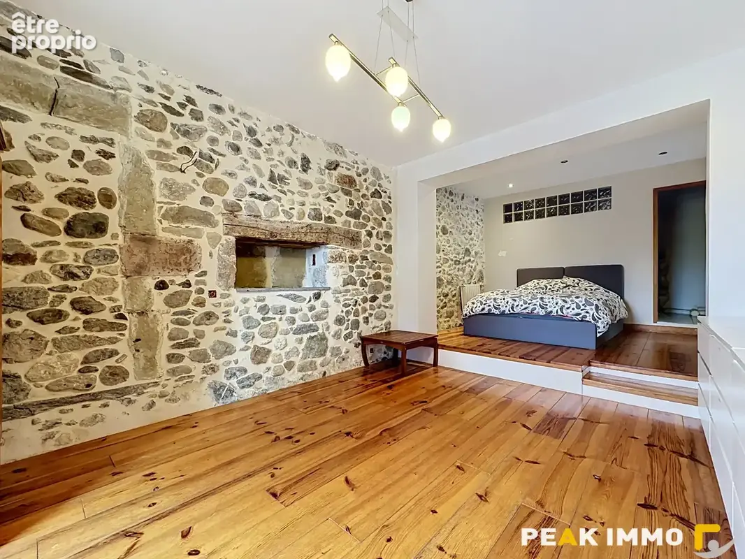 Maison 7 pièces - 196 m2 - Saint-Eusèbe - photo 3