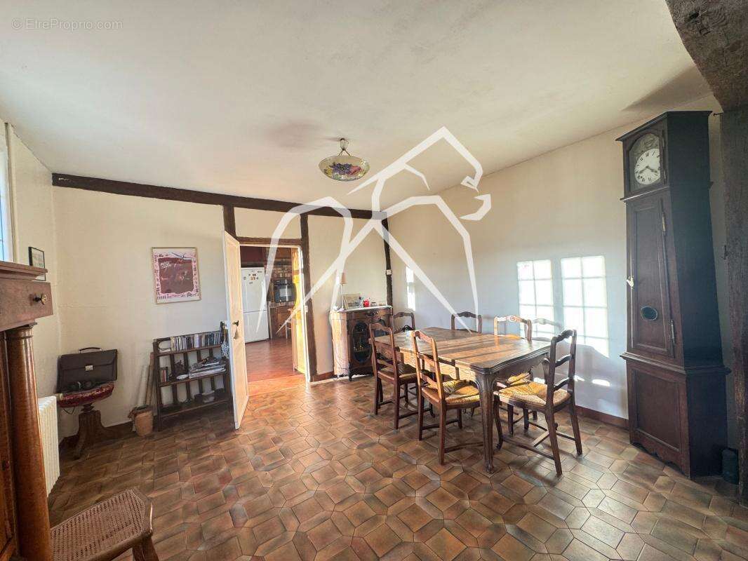 Maison à HEUDREVILLE-SUR-EURE