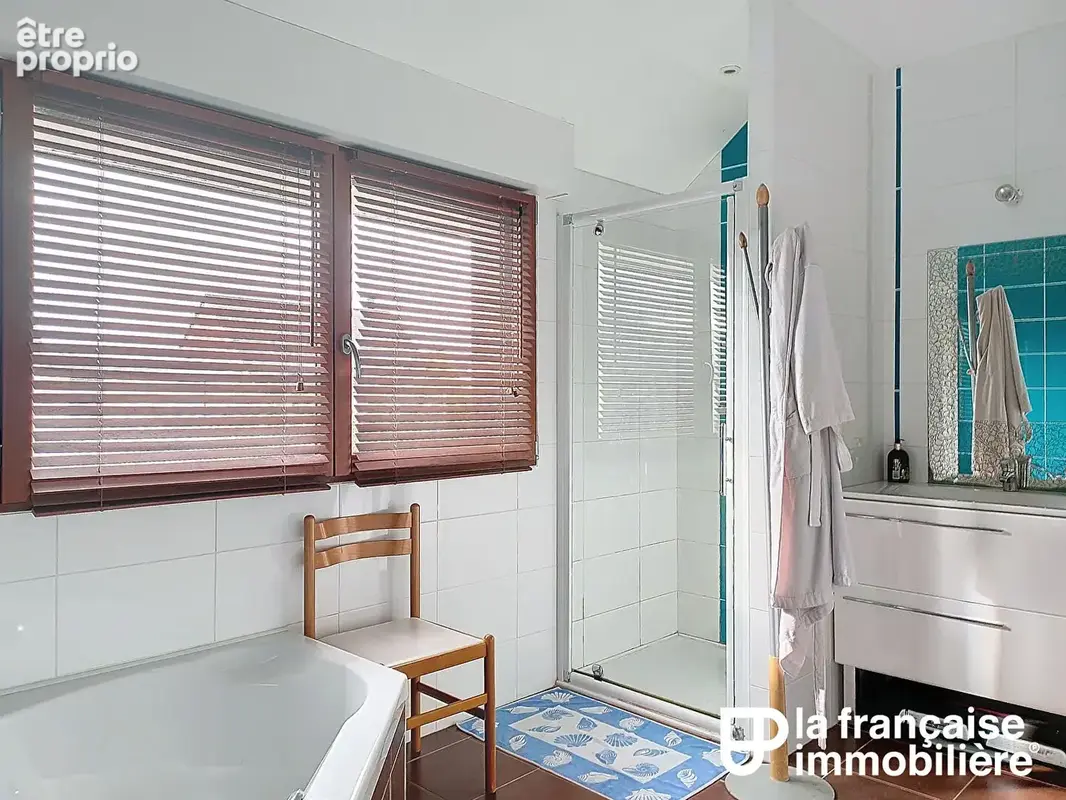 Maison familiale type 7 -  5 chambres - jardin - proche ecoles et transports - garage - jardin - saint-grégoire - photo 7
