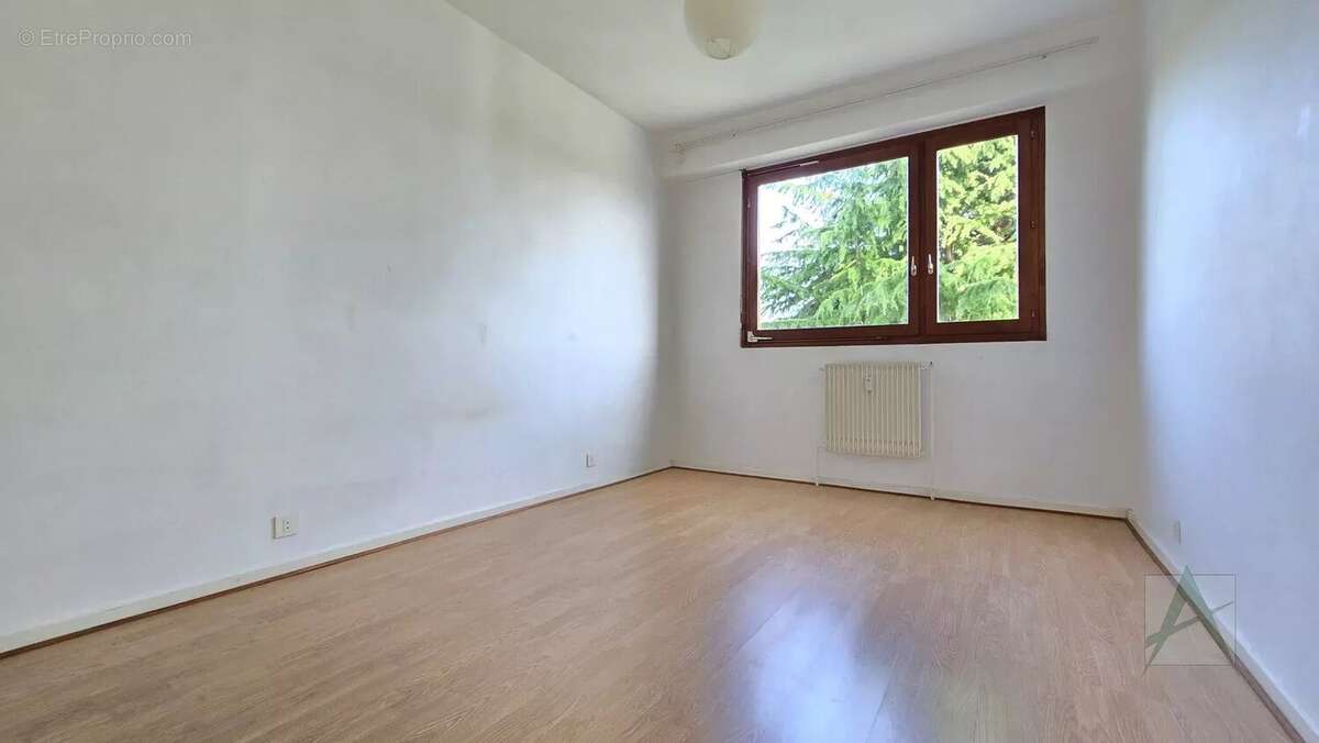 Appartement à JACOB-BELLECOMBETTE