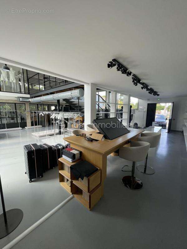 Commerce à AIX-EN-PROVENCE