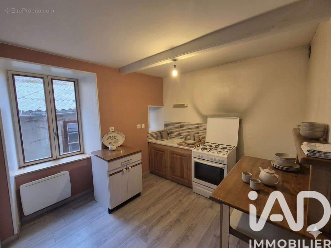 Photo 5 - Appartement à VERNET-LA-VARENNE