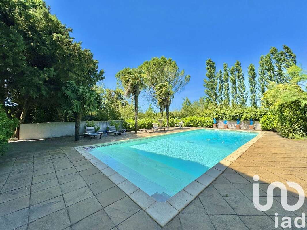 Photo 3 - Maison à ARLES