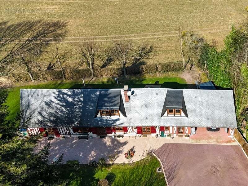 Maison à SAINT-AUBIN-DE-SCELLON