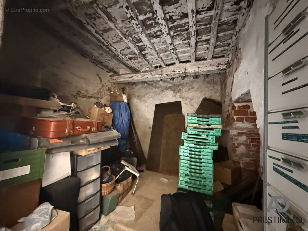 Commerce à SAN-MARTINO-DI-LOTA