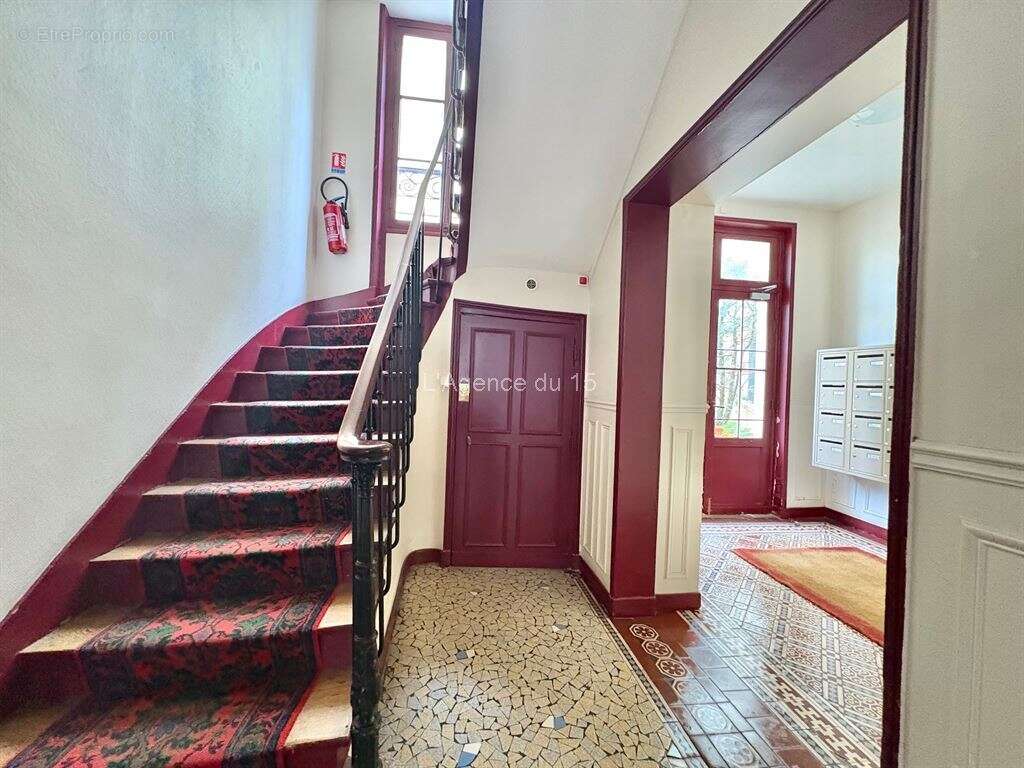 Appartement à PARIS-15E