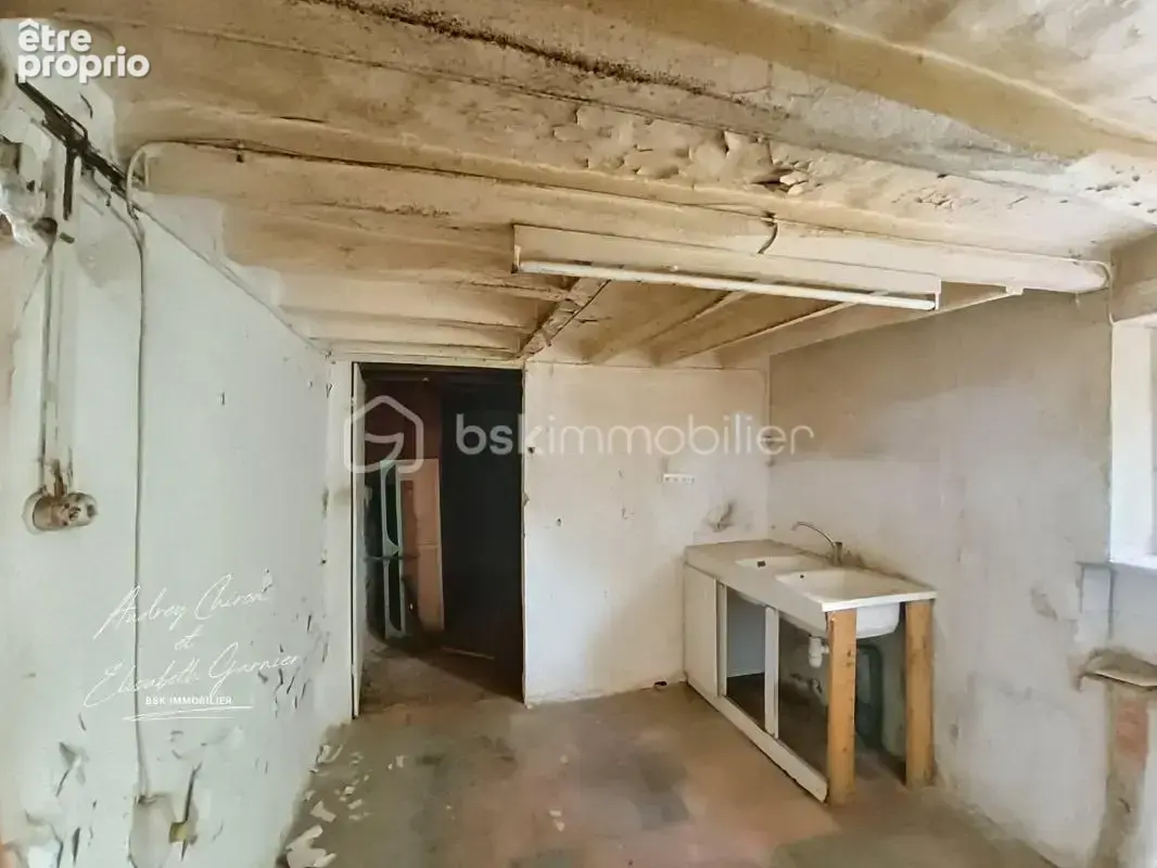 Maison à rénover 87 m² – fort potentiel – centre de Champigné - photo 5