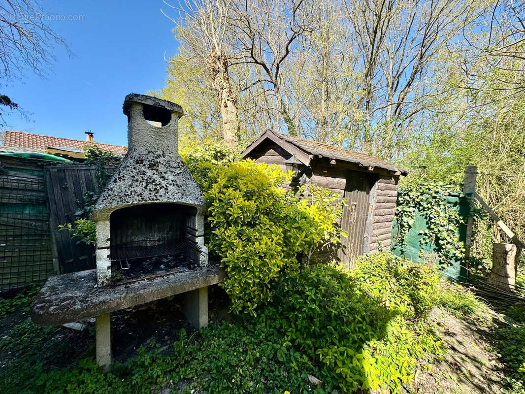 Maison à LE CHATELET-EN-BRIE