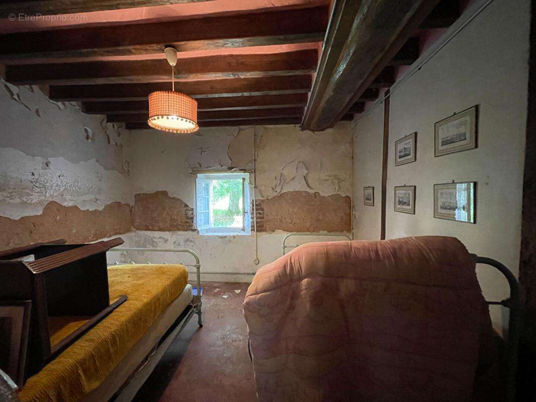 Maison à LA CHAPELLE-SUR-AVEYRON