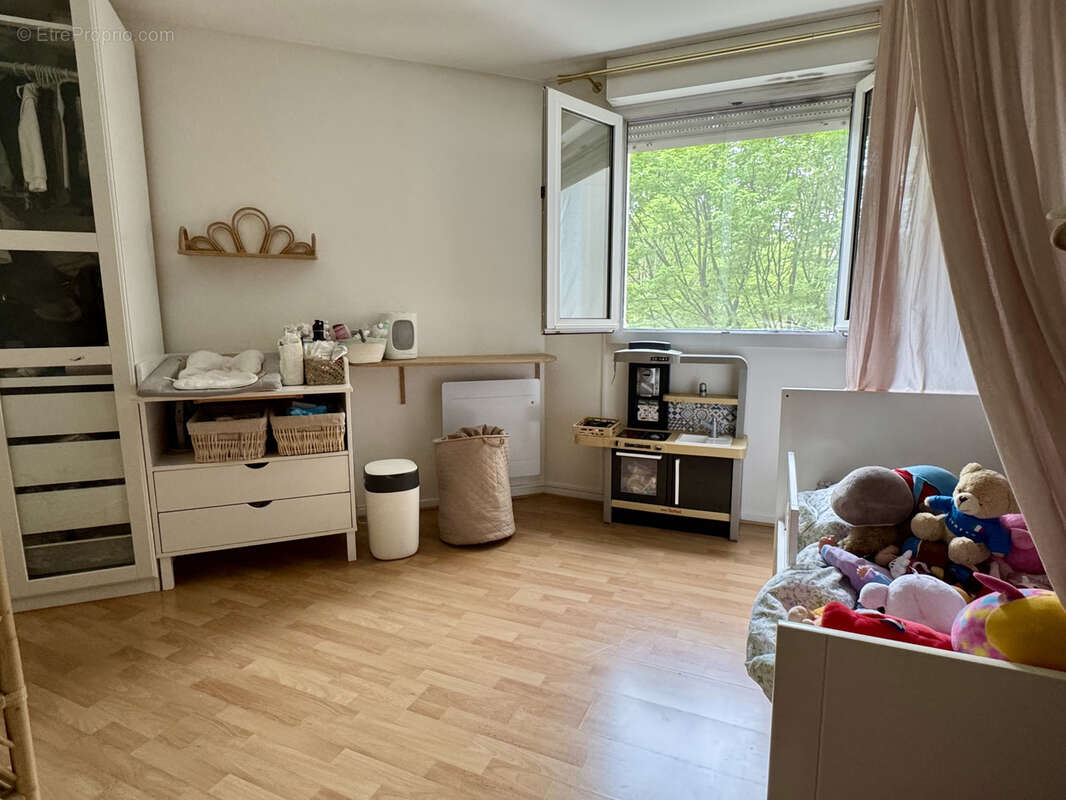 Appartement à THIAIS