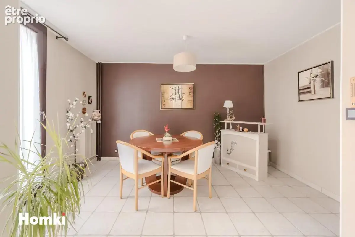Appartement T4 de 81 m² + terrasse + ascenseur à La Seyne-sur-Mer 83500, Chemin du Vieux Reynier - photo 5