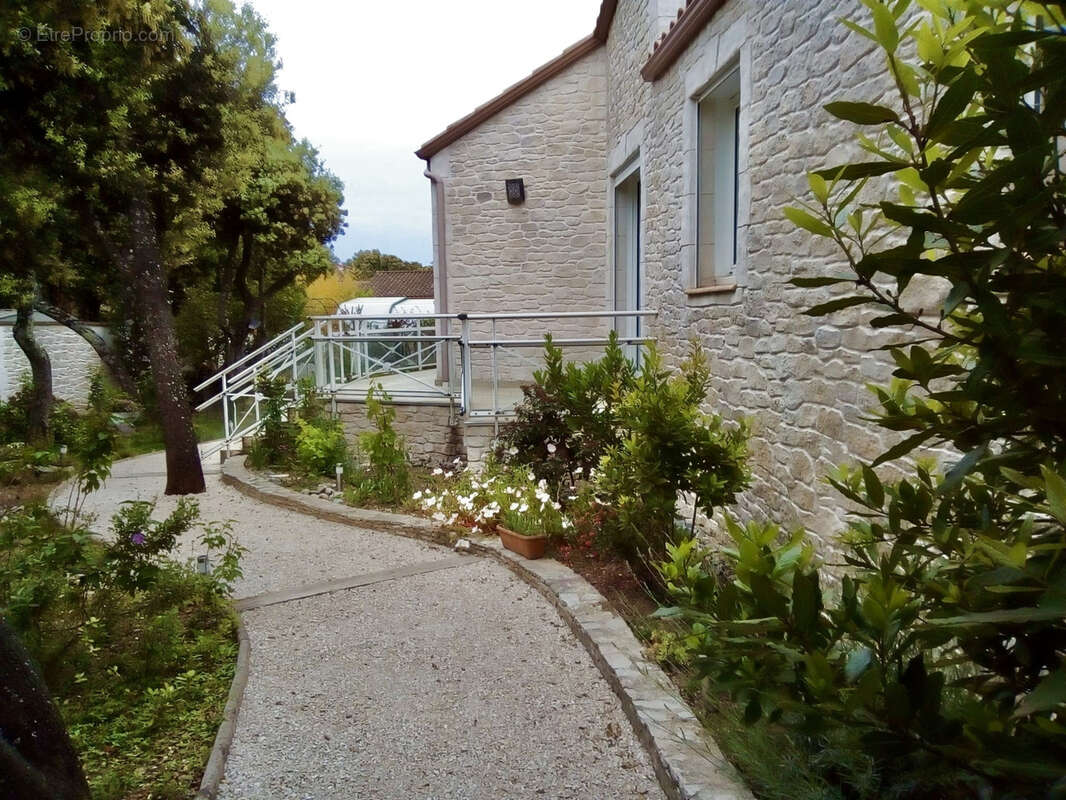Maison à NIMES