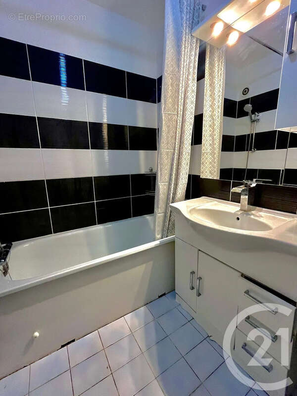Appartement à VAULX-EN-VELIN