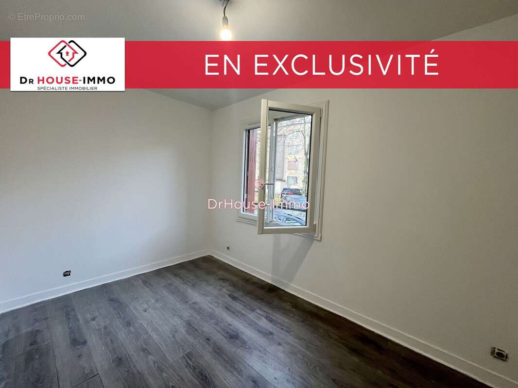 Appartement à CLICHY-SOUS-BOIS