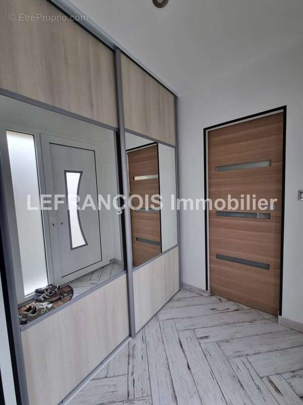 Maison à PEYMEINADE