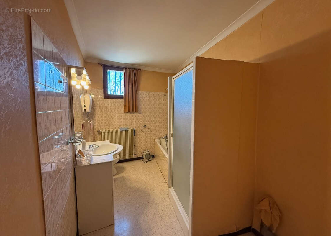 Maison à CASTILLON-DU-GARD