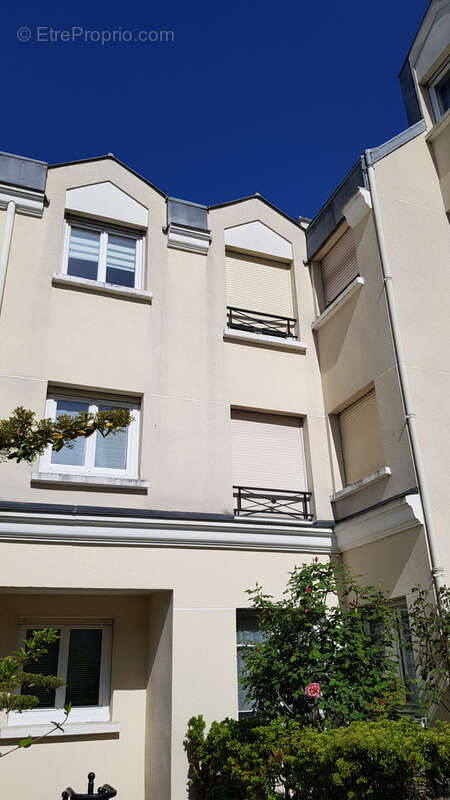 Appartement à RUEIL-MALMAISON