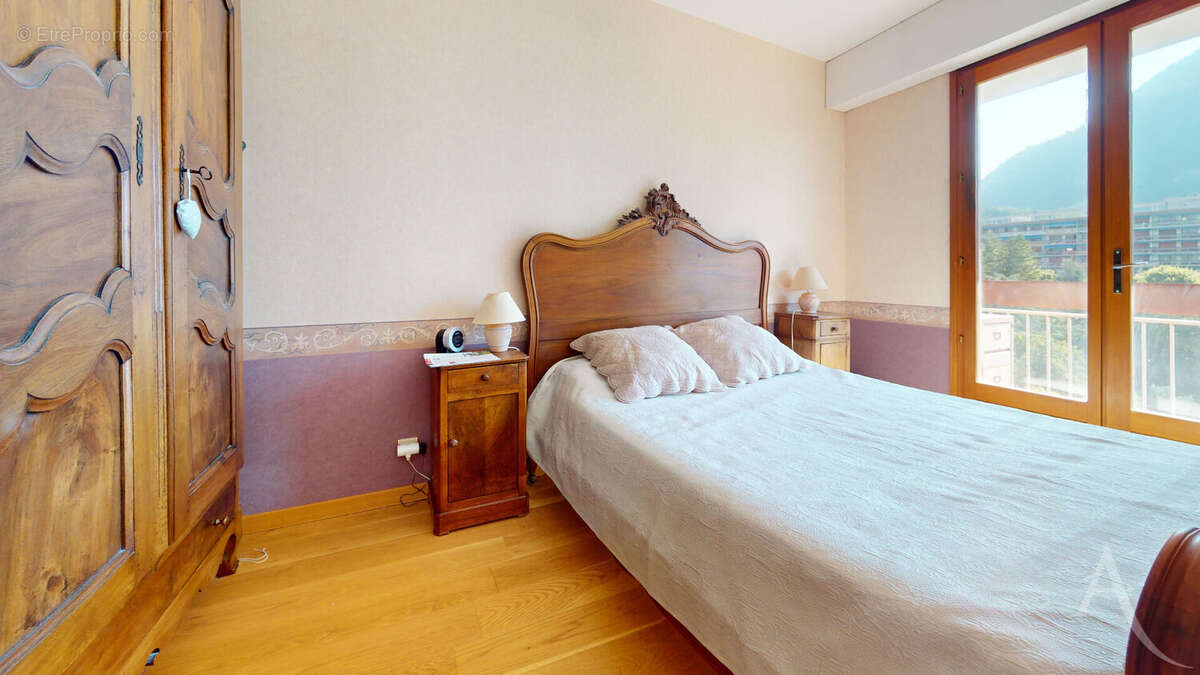 Appartement à SAINT-EGREVE
