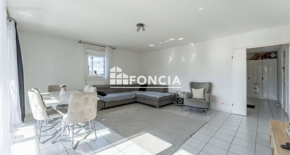 Appartement à BORDEAUX