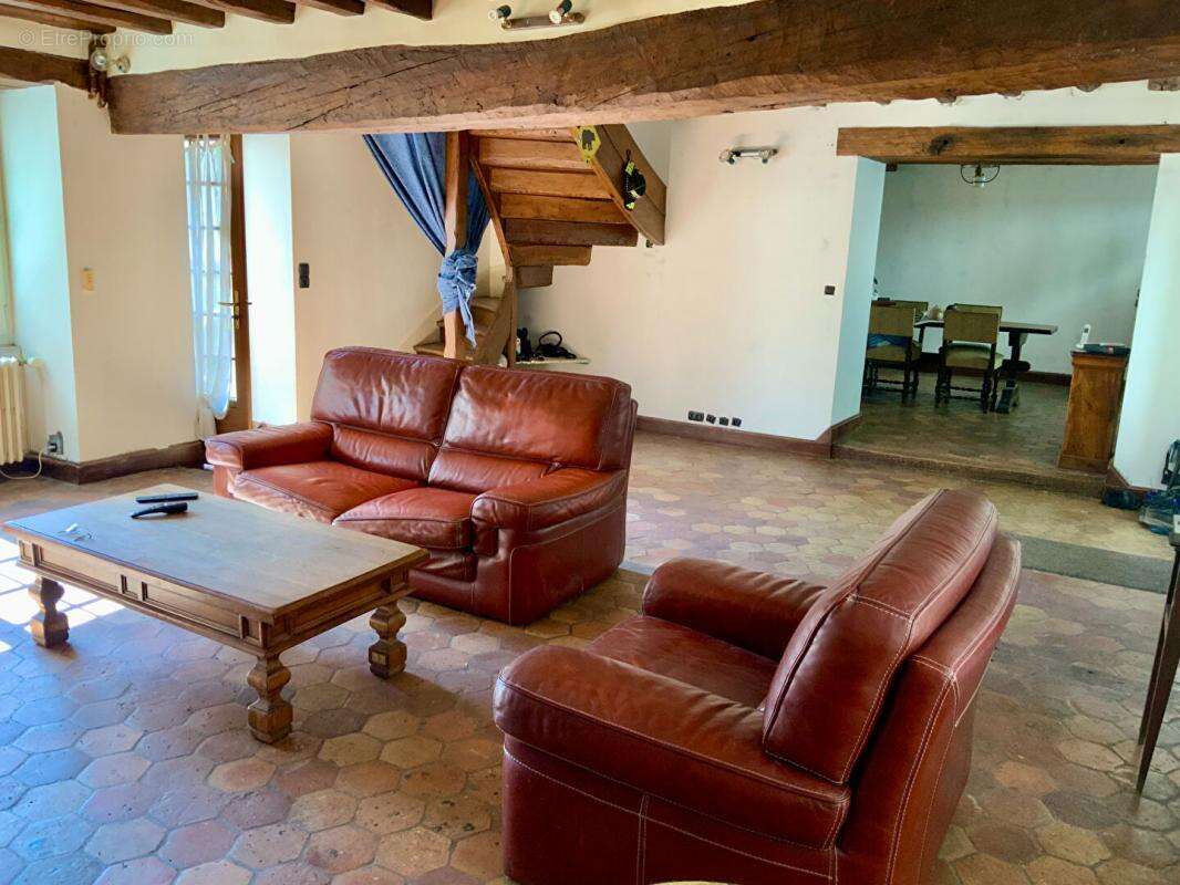 Maison à FONTAINEBLEAU