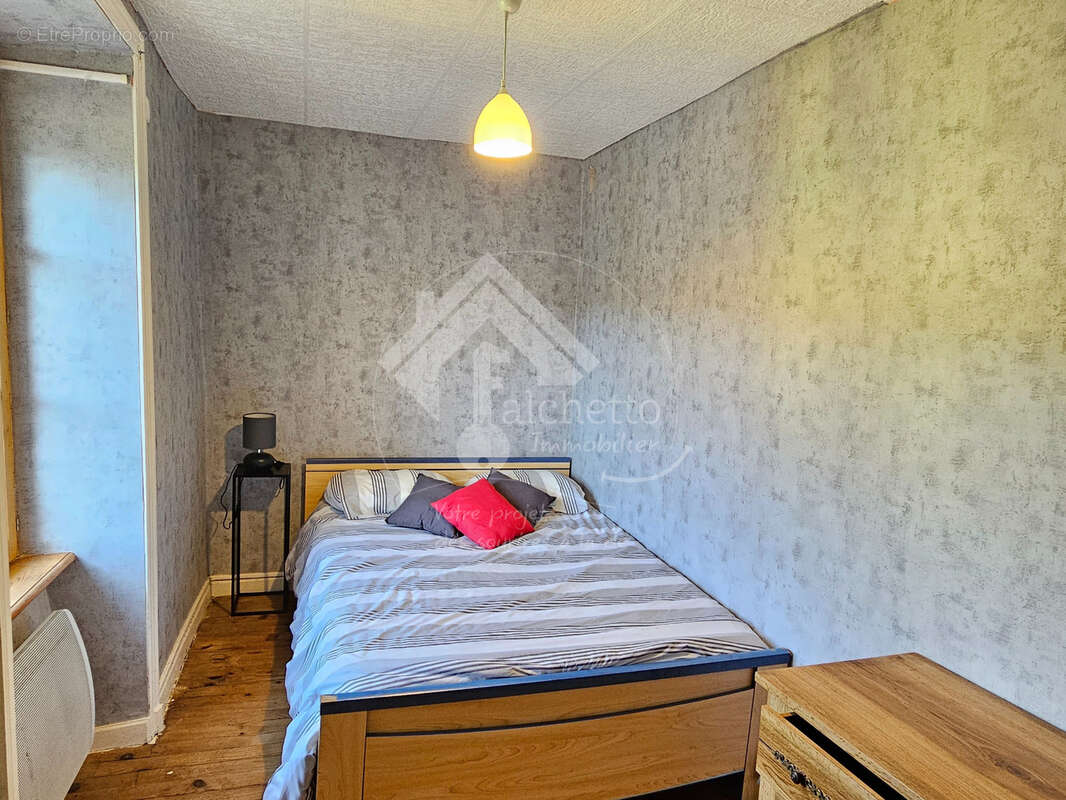 Maison à SAINT-CLEMENT