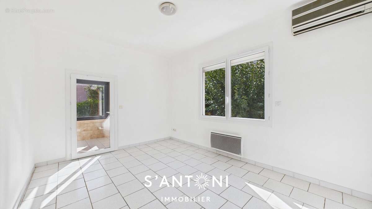 Maison à VALRAS-PLAGE