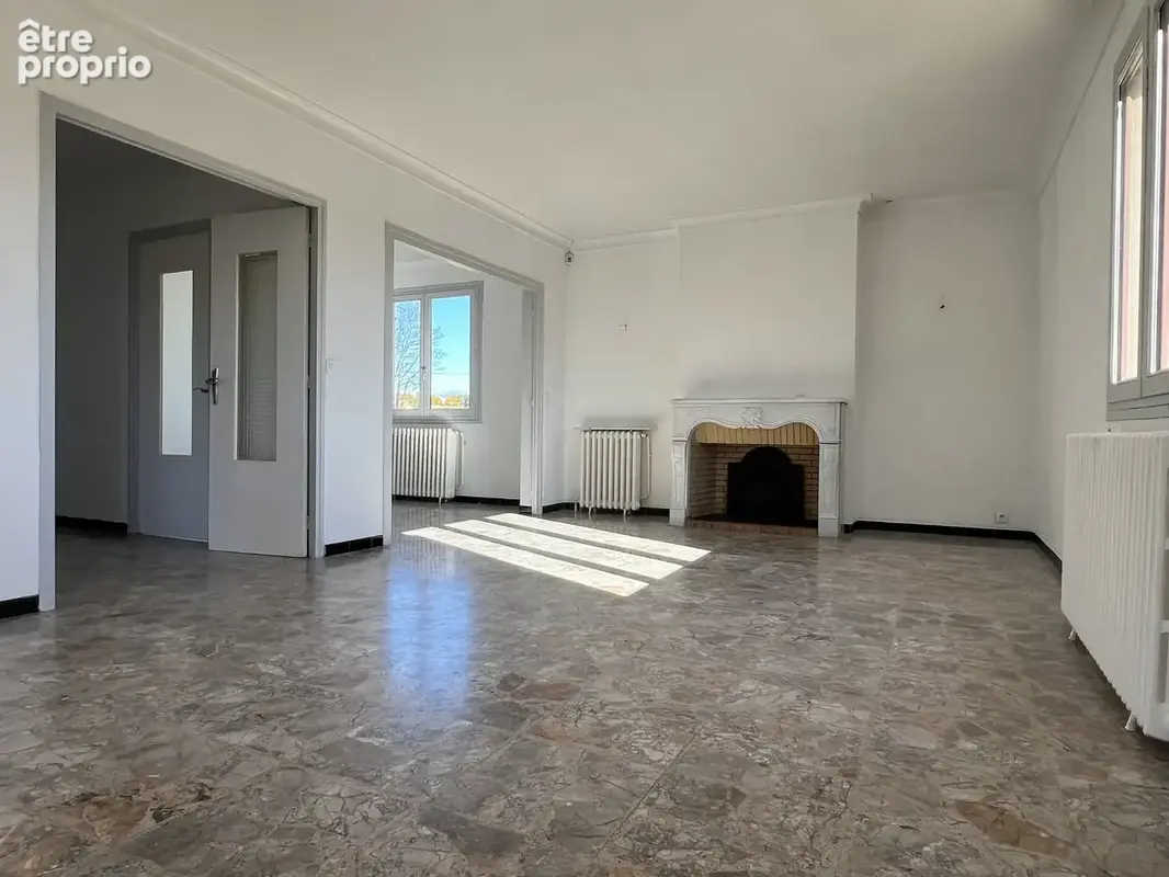 Photo Maison à Pont-Saint-Esprit au prix de 249 000€