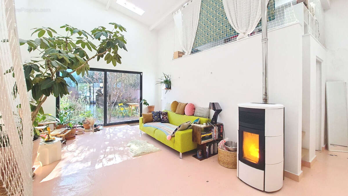 Maison esprit loft jardin avec de sublimes oliviers - photo 2