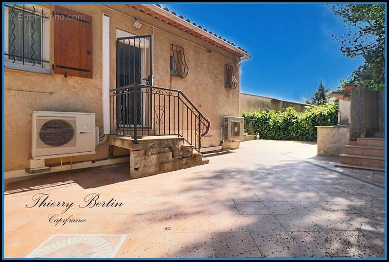 Maison à CAGNES-SUR-MER