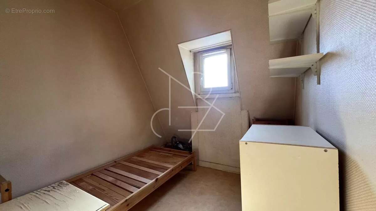 Appartement à PARIS-8E