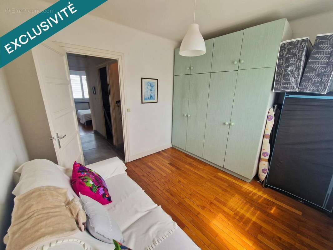 Photo 6 - Appartement à VILLEURBANNE