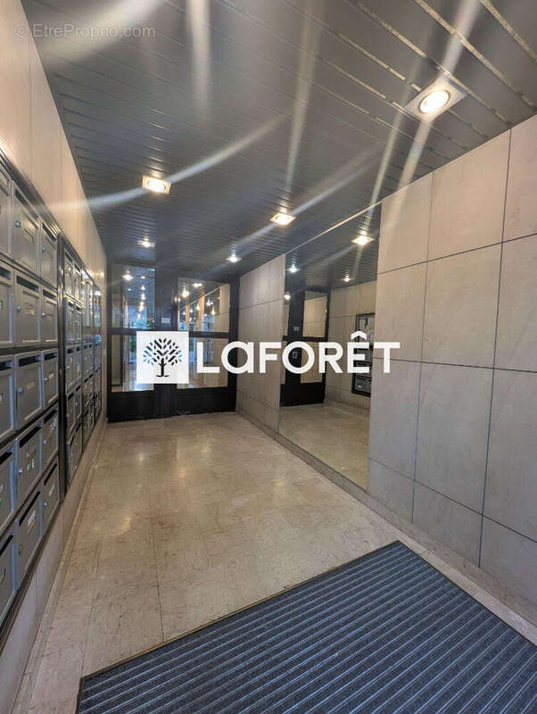 Appartement à PARIS-20E