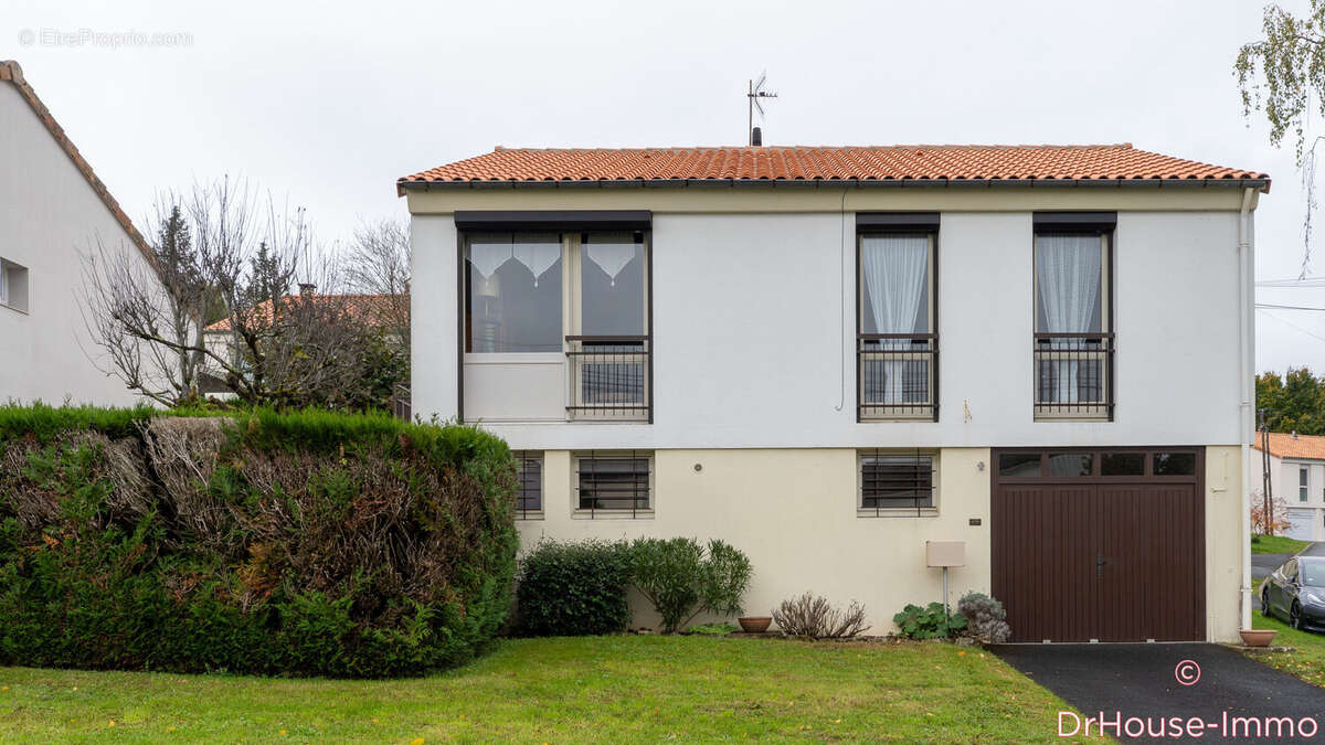 Maison à SAINT-BENOIT